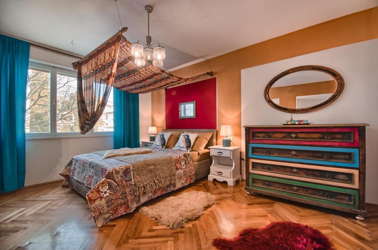 Val Apartment